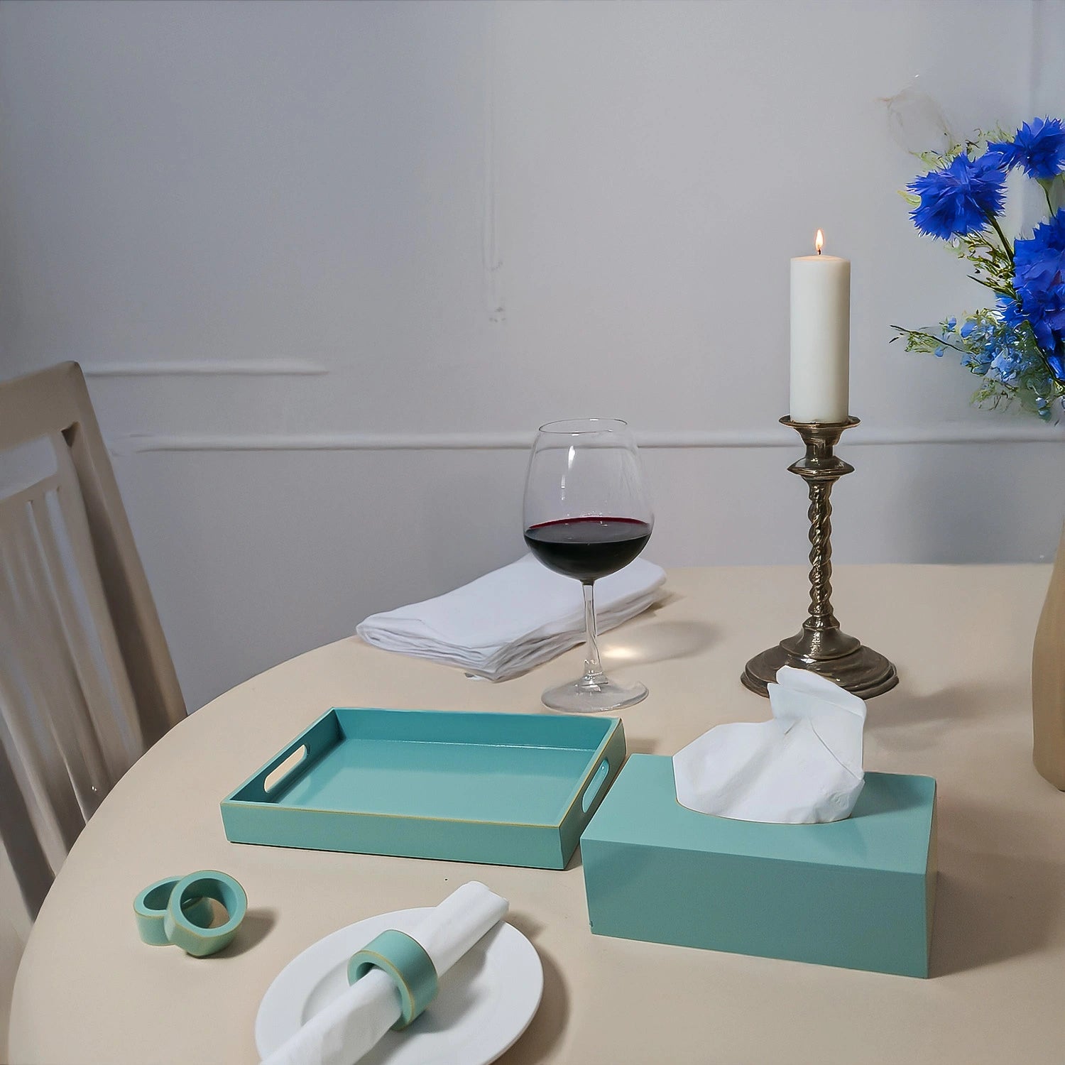 Tiffany Solid Color Handcrafted Face Tissues Holder