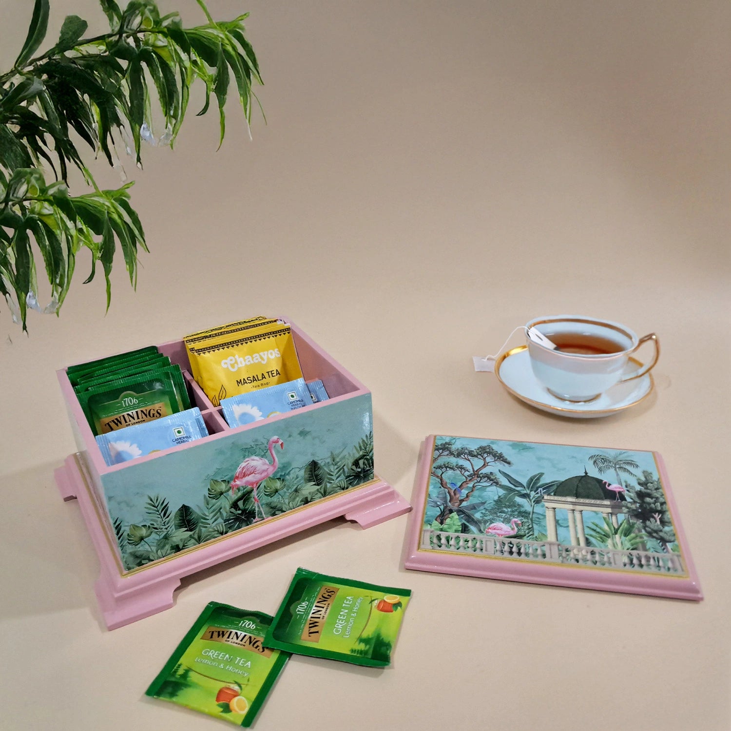 Flamingo Whispers Tea Chest with 4 Partitions