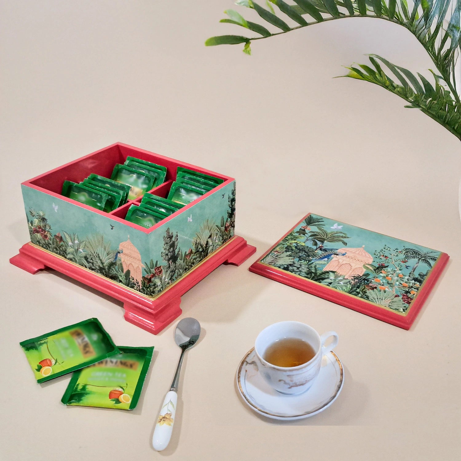 Fruity Paradise Tea Chest with 4 Partitions
