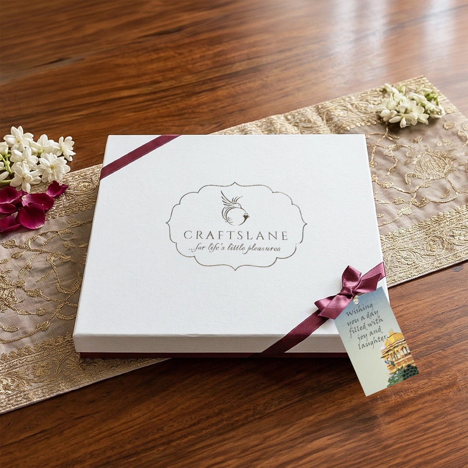 Swan Serenade Gift Tags in a Pillow Pack