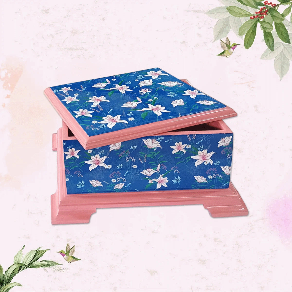Lily in the Valley Tea Chest with 4 Partitions