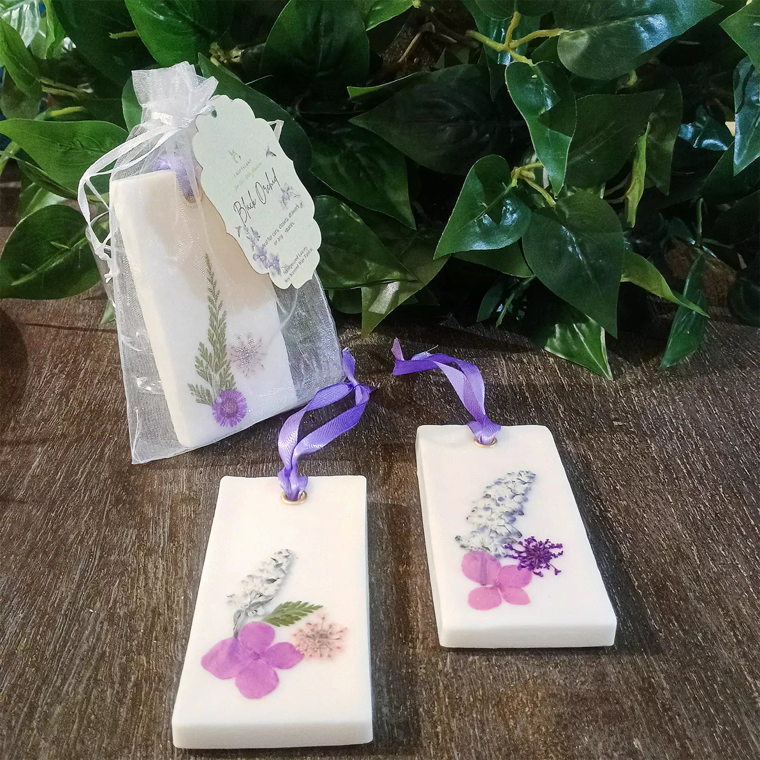 Black Orchid Scented Wax Tablets
